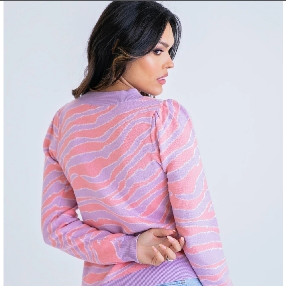 Karlie Zebra Print Lavender Sweater Long Puff Sleeves M - Picture 5 of 8